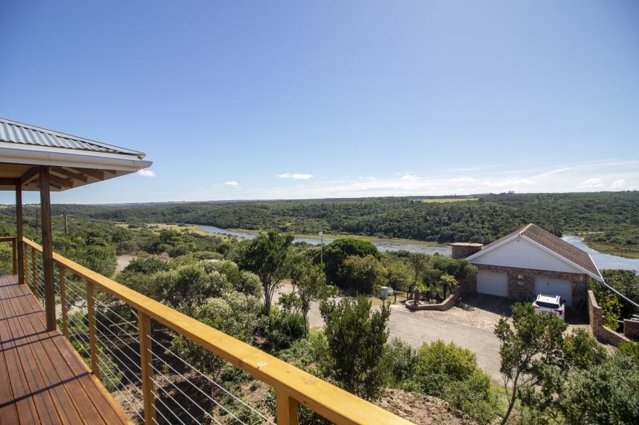 3 Bedroom Property for Sale in Kleinemonde Eastern Cape